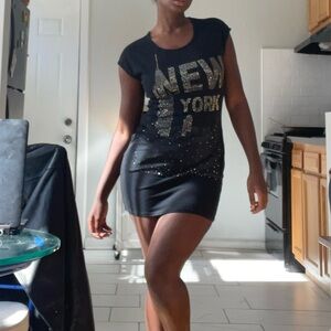 Jasmine Black New York Skyline Muscle Tee